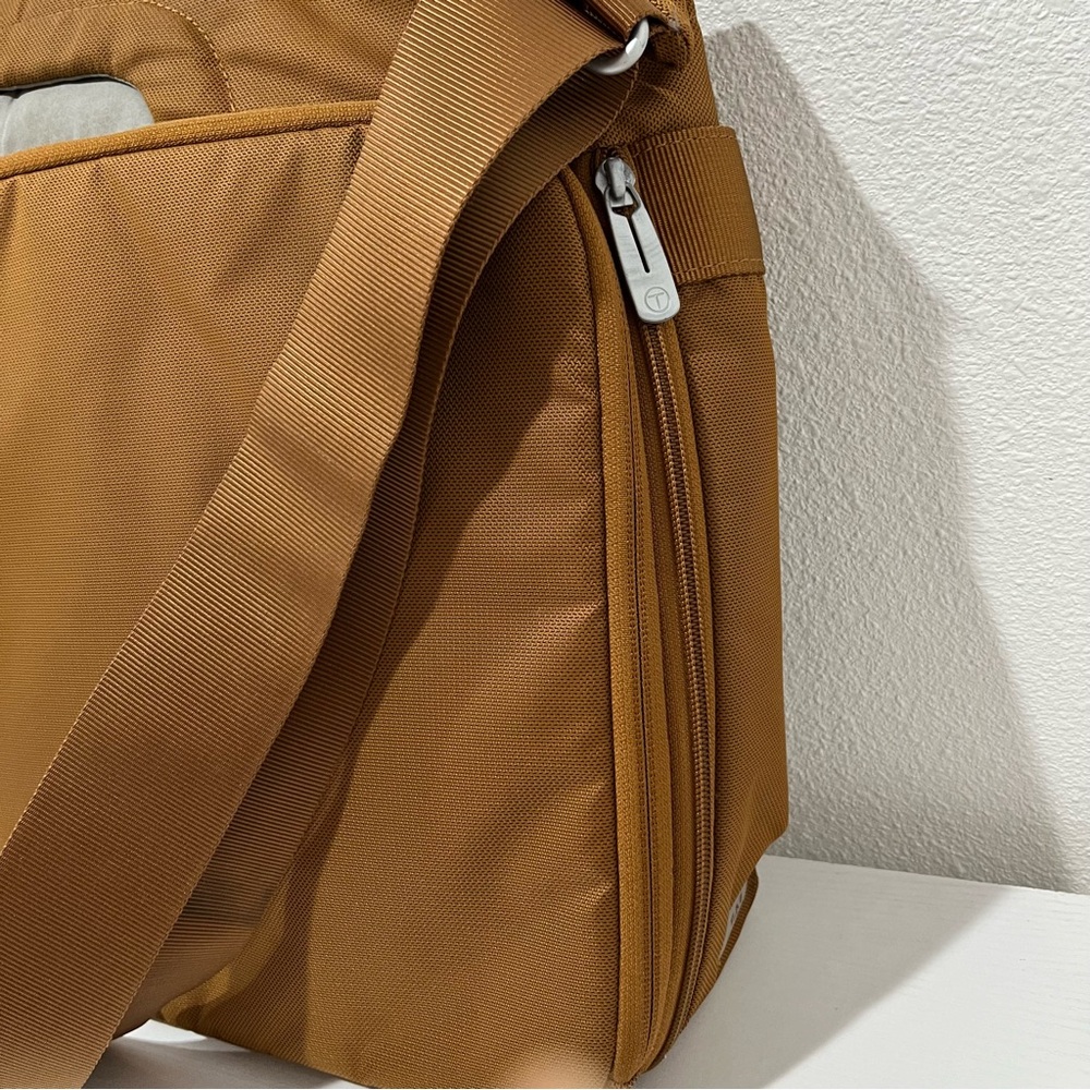 TUMI TECH | Nylon Messenger Laptop Bag - Picture 7 of 10